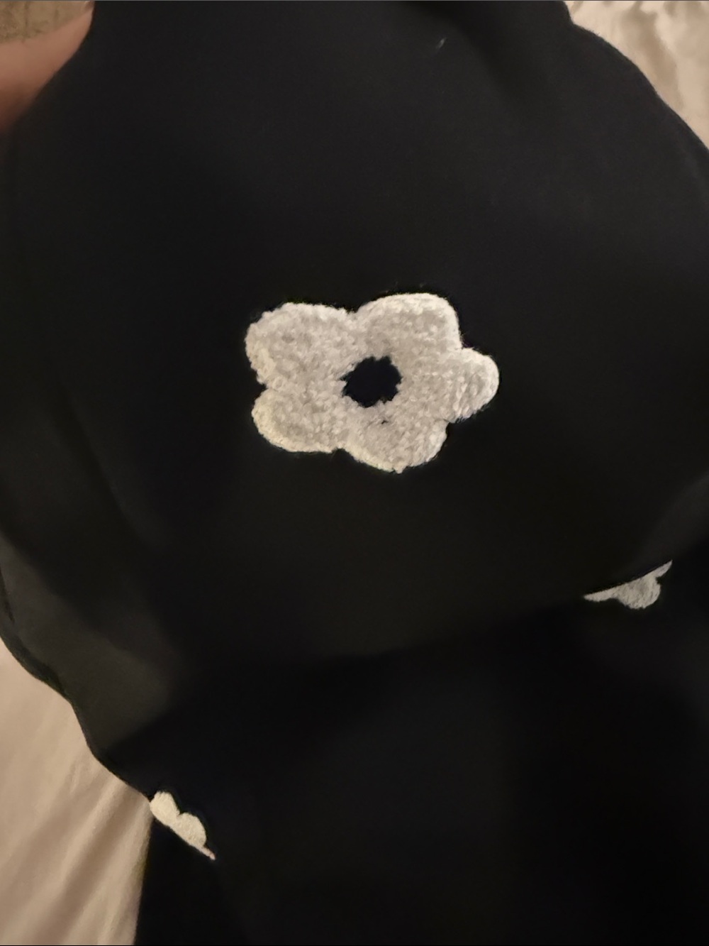Aelfric Eden Black Sweatpants with White Floral Embroidery - Picture 8 of 10
